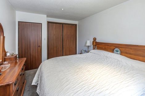 Photo of property in 68a Sarabande Avenue, Redwood, Christchurch, 8051