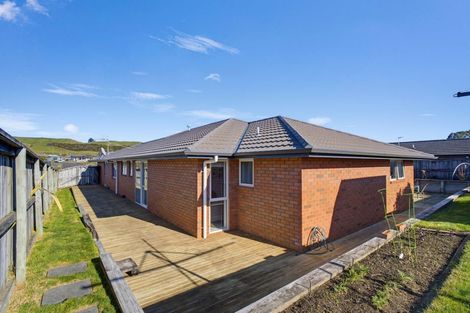 Photo of property in 15 Hamon Place, Pukehangi, Rotorua, 3015