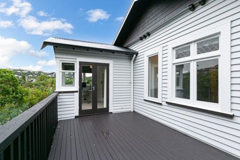 Photo of property in 30 Izard Road, Khandallah, Wellington, 6035