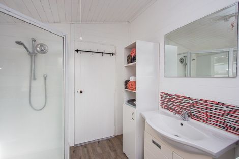 Photo of property in 4 Walnut Place, Owhata, Rotorua, 3010