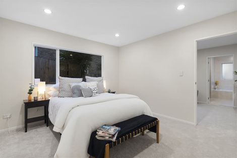 Photo of property in 20 Mulroy Place, Pinehill, Auckland, 0632