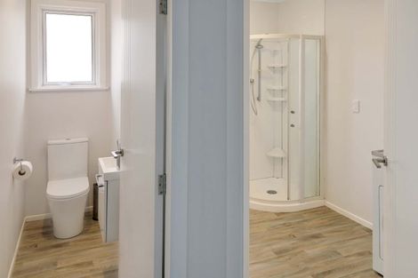 Photo of property in 48c Queens Grove, Hutt Central, Lower Hutt, 5010