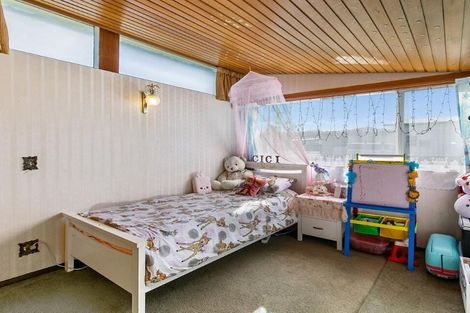 Photo of property in 20 Park Avenue, Epuni, Lower Hutt, 5011