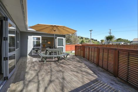 Photo of property in 15 Mahoe Road, Manunui, Taumarunui, 3992