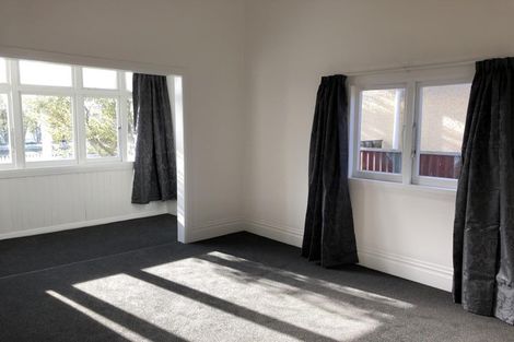 Photo of property in 152 Featherston Street, Palmerston North, 4410