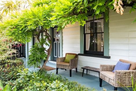 Photo of property in 2 Paradise Road, Napier South, Napier, 4110