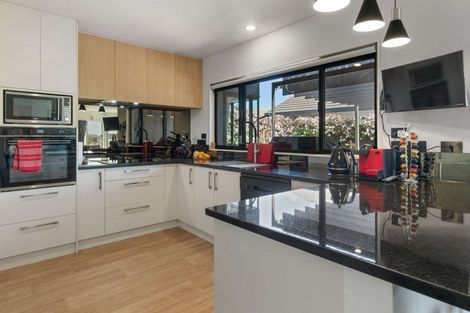 Photo of property in 16b Bullmore Place, Pukehangi, Rotorua, 3015