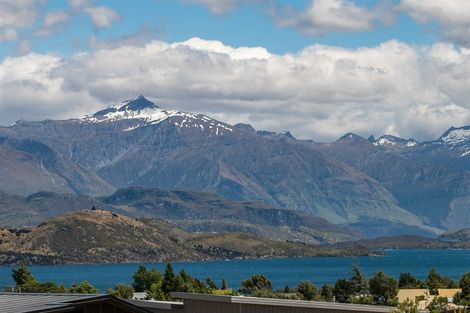 Photo of property in 7 Mcneil Crescent, Wanaka, 9305