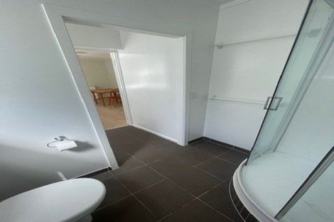 Photo of property in 1/9 Pemberton Avenue, Bayview, Auckland, 0629