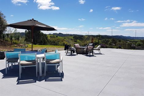 Photo of property in 797 Millbrook Road, Waipu, 0582