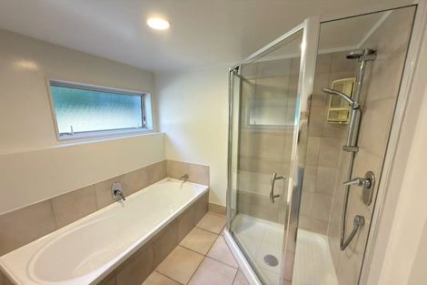 Photo of property in 1/80 Knights Road, Rothesay Bay, Auckland, 0630