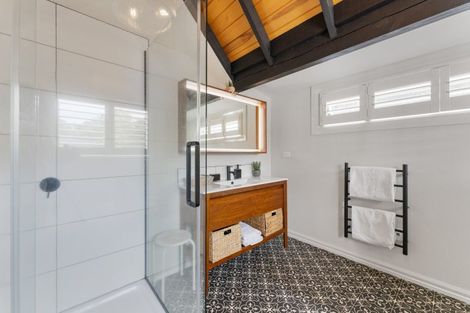 Photo of property in 26 Otupai Street, Two Mile Bay, Taupo, 3330