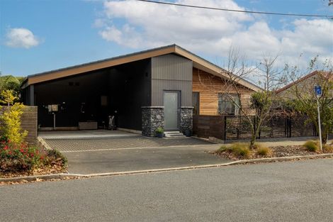 Photo of property in 9 Church Square, Addington, Christchurch, 8024