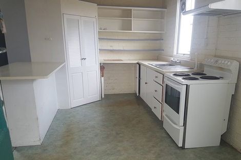 Photo of property in 624 Featherston Street, Roslyn, Palmerston North, 4414