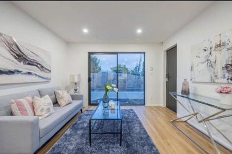 Photo of property in 8d Jupiter Street, Rosehill, Papakura, 2113