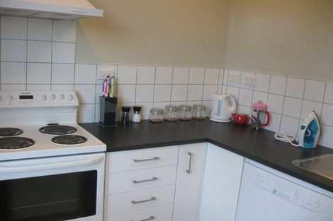 Photo of property in 424 Evans Bay Parade, Hataitai, Wellington, 6021