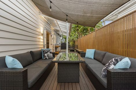 Photo of property in 4 Cambrai Avenue, Mount Roskill, Auckland, 1041