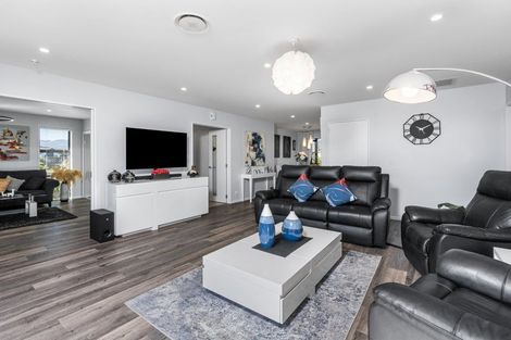 Photo of property in 19 Whitburn Avenue, Halswell, Christchurch, 8025