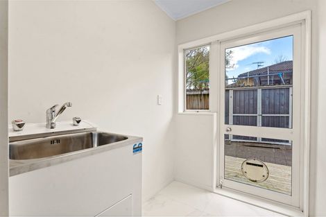 Photo of property in 53 Stratford Road, Manurewa, Auckland, 2105