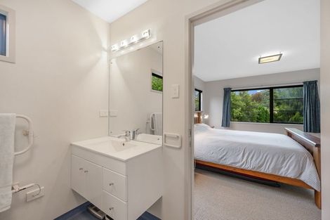 Photo of property in 6a Kokako Place, Taradale, Napier, 4112