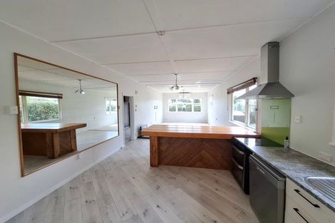 Photo of property in 18 Cumming Street, Okato, 4335