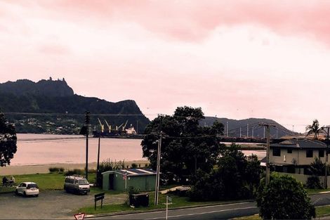 Photo of property in 2 Finch Street, One Tree Point, 0118