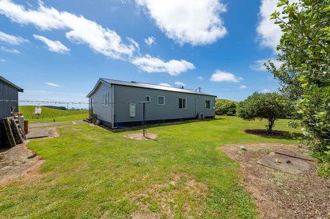 Photo of property in 282 Warea Road, Warea, New Plymouth, 4381