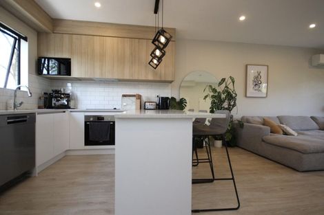 Photo of property in 6/11 Karamu Street, Te Atatu Peninsula, Auckland, 0610