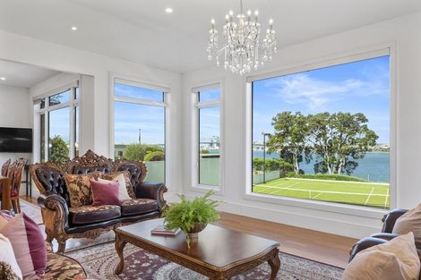 Photo of property in 3 Hinemoa Street, Birkenhead, Auckland, 0626