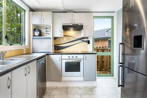 Photo of property in 9a Madigan Place, Glendene, Auckland, 0602