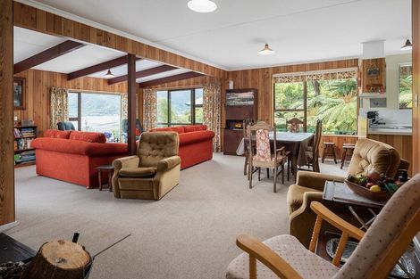 Photo of property in 1716 Queen Charlotte Drive, Linkwater, 7281