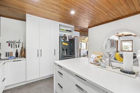 Photo of property in 110 Attwood Road, Paremoremo, Auckland, 0632