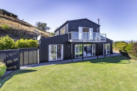 Photo of property in 1 Edge Hill, Acacia Bay, Taupo, 3385