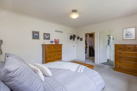 Photo of property in 391 Fergusson Drive, Heretaunga, Upper Hutt, 5018