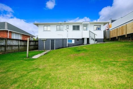 Photo of property in 658 East Coast Road, Pinehill, Auckland, 0630