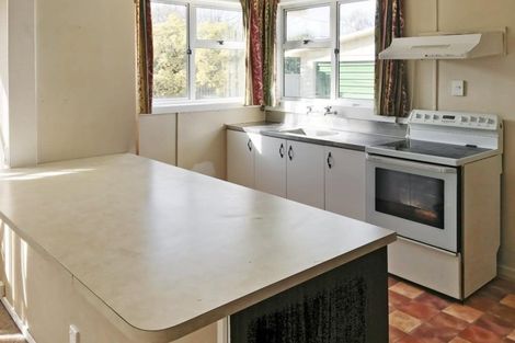 Photo of property in 39 York Avenue, Tamatea, Napier, 4112