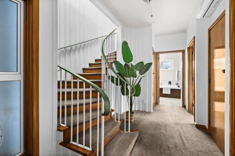 Photo of property in 3 Clyde Road, Bluff Hill, Napier, 4110