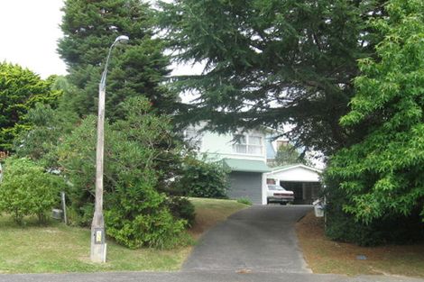 Photo of property in 9 Taynith Place, Glenfield, Auckland, 0629