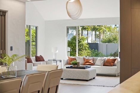 Photo of property in 15 Oak Manor Drive, Albany, Auckland, 0632