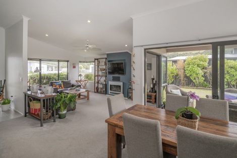 Photo of property in 18 Captain Wood Avenue, Whitianga, 3510