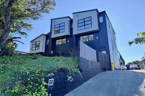 Photo of property in 2/60 Triangle Road, Massey, Auckland, 0614