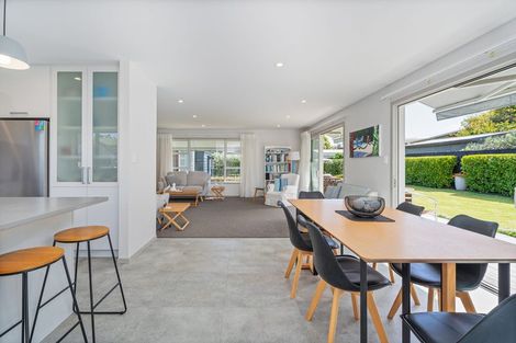 Photo of property in 15 Admiral Drive, Cooks Beach, Whitianga, 3591