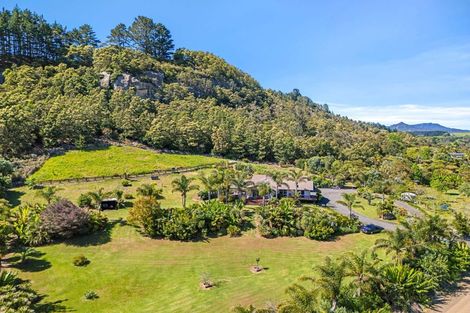 Photo of property in 80 Hodge Road, Coroglen, Whitianga, 3591