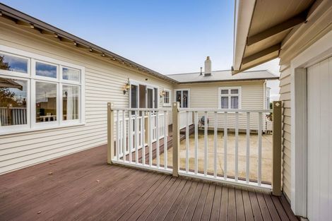 Photo of property in 183 Tukapa Street, Westown, New Plymouth, 4310
