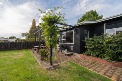 Photo of property in 27 Henry Street, Te Anau, 9600