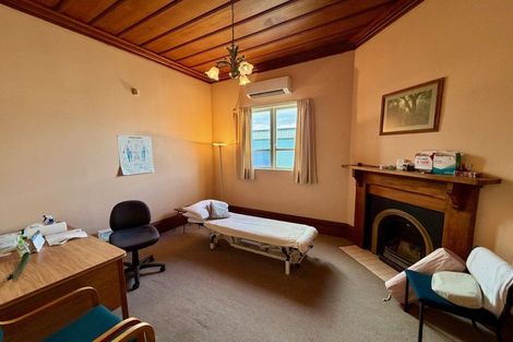 Photo of property in 102 Wellesley Road, Napier South, Napier, 4110