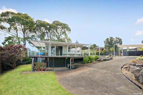 Photo of property in 124 Tiroroa Avenue, Te Atatu South, Auckland, 0610
