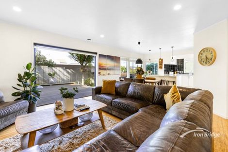 Photo of property in 1/11 Nile Road, Milford, Auckland, 0620