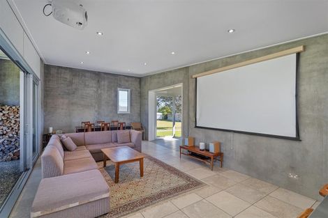 Photo of property in 111 Kauri Crescent, Matarangi, Whitianga, 3592
