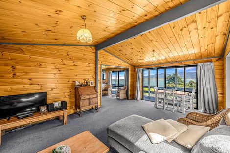 Photo of property in 20 Lake Ferry Road, Lake Ferry, Featherston, 5772